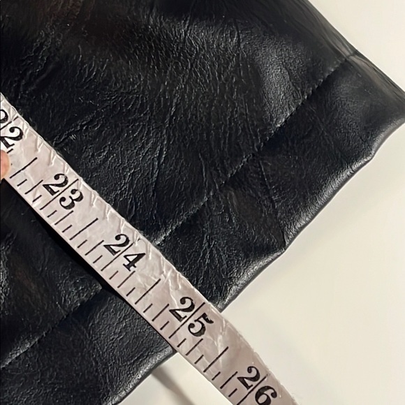 EUC Signature Jones NY Jacket- Button Up Black Faux Leather and Knit Sz L - Picture 11 of 11